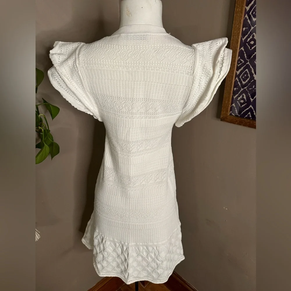 Zara White Knit Ruffle Sleeve Dress Sz‎ S